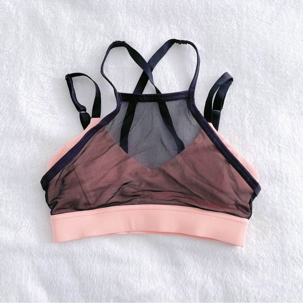 Forever 21 Black Peach Pink Athletic Sports Casual Exercise Mesh Bra Top